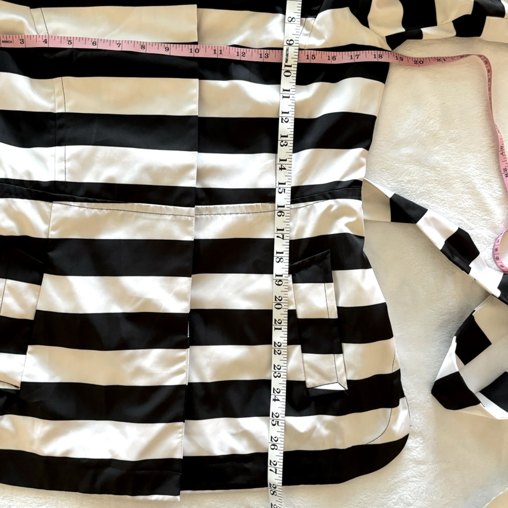CYNTHIA ROWLEY Black & White Striped Short Trench Coat--EUC--S - Picture 16 of 16